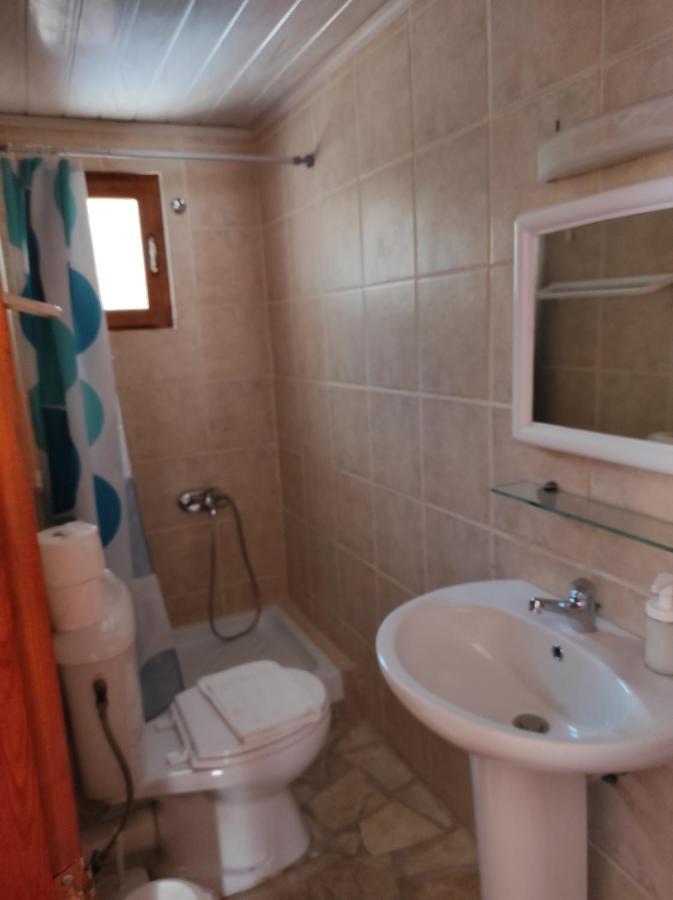 Potoula Apts كاتو ذاراتسو المظهر الخارجي الصورة