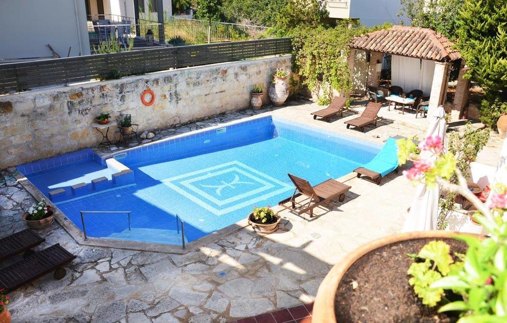 Potoula Apts كاتو ذاراتسو المظهر الخارجي الصورة